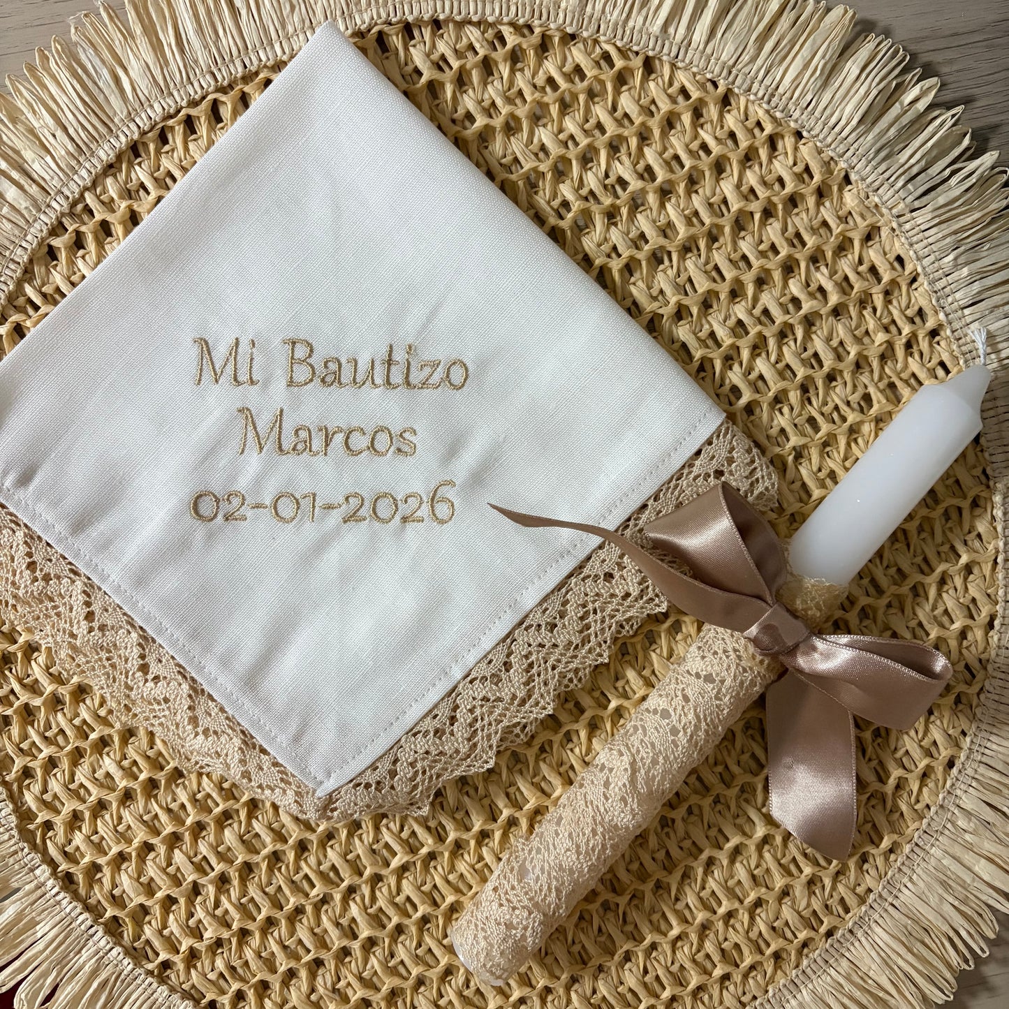 Pañuelo y vela bautizo personalizado