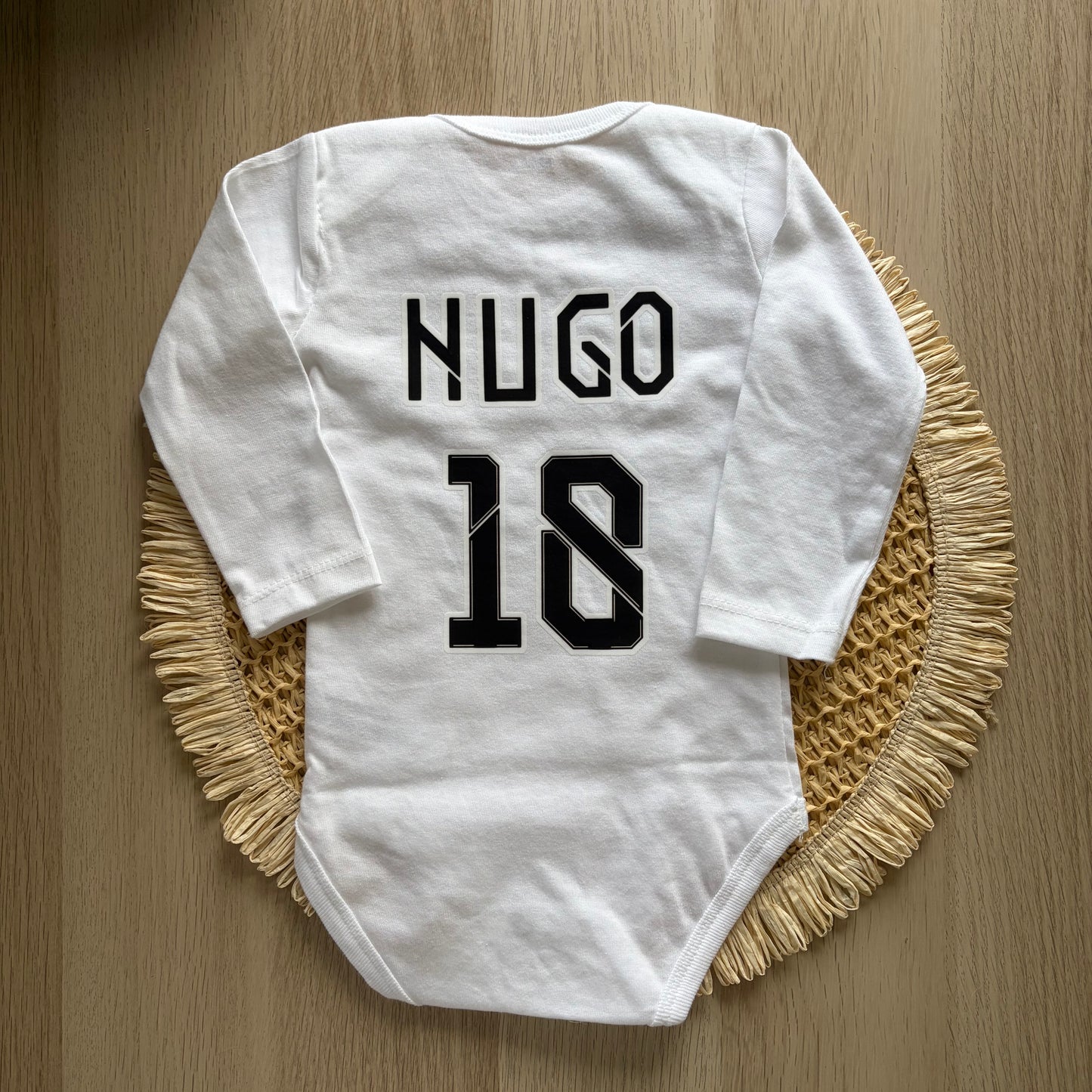 Body bebé Real Madrid personalizado con nombre