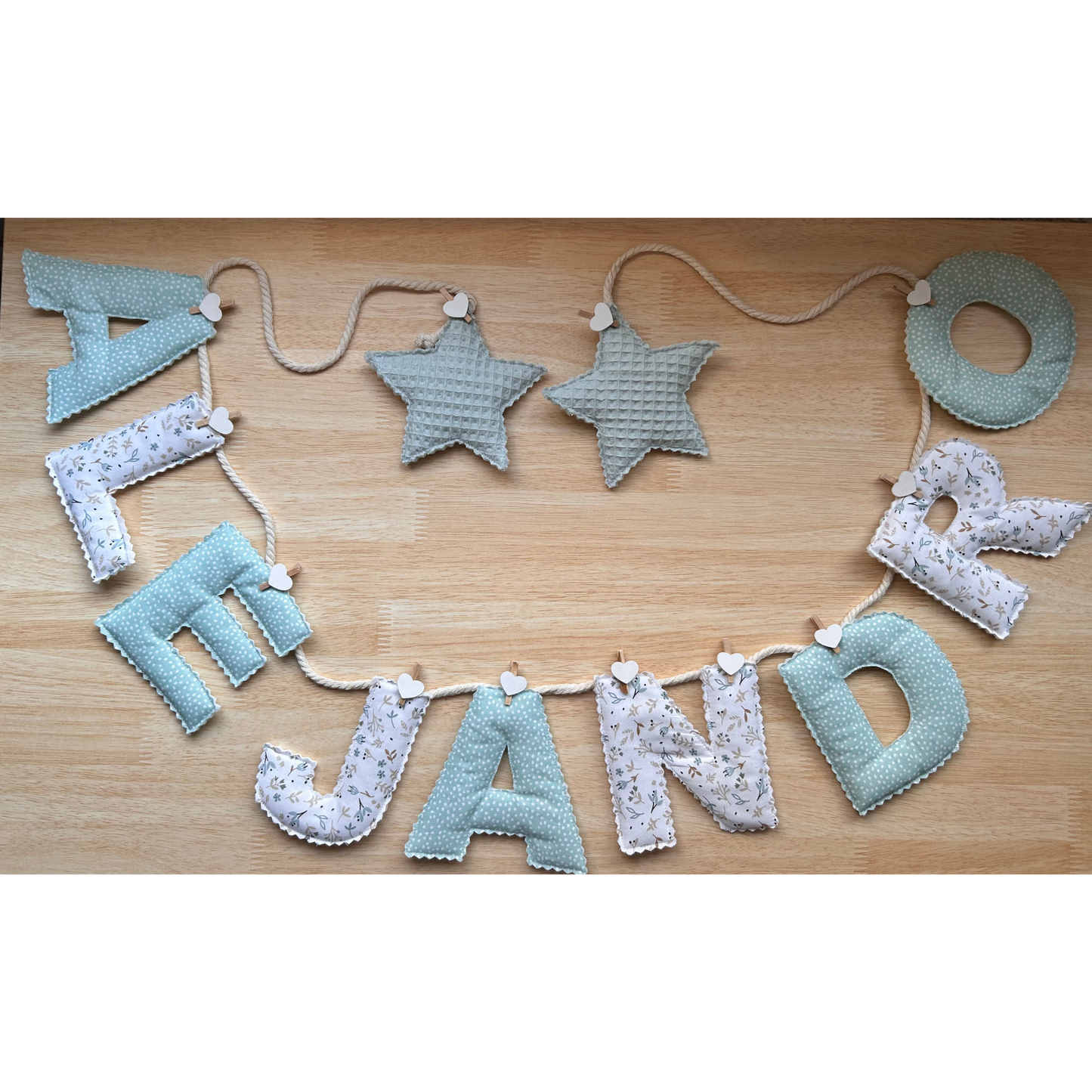 Guirnalda nombre 9 letras