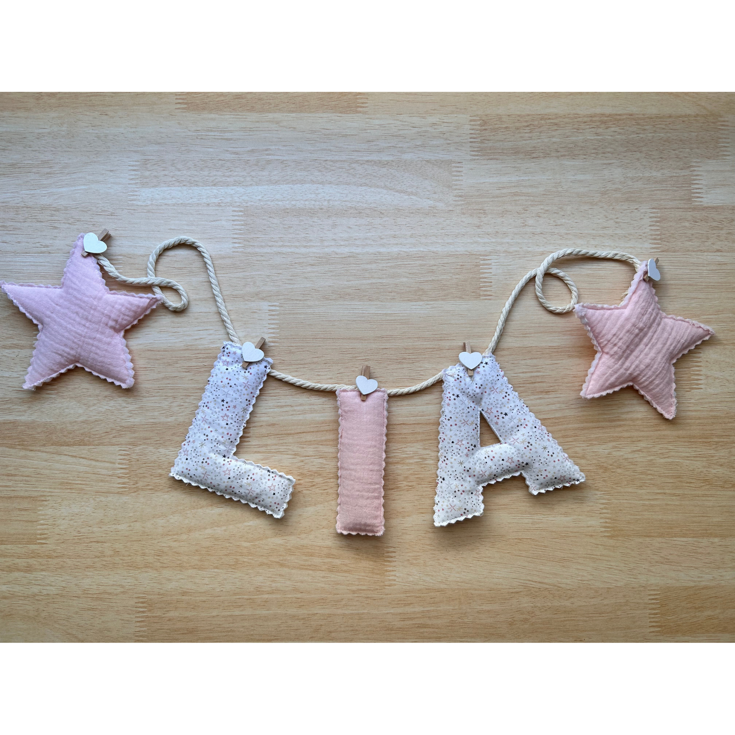 Guirnalda nombre 3 letras