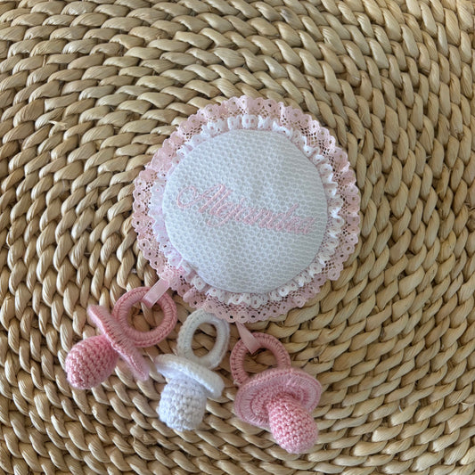 Medallón Personalizado Bebé con 3 chupetes