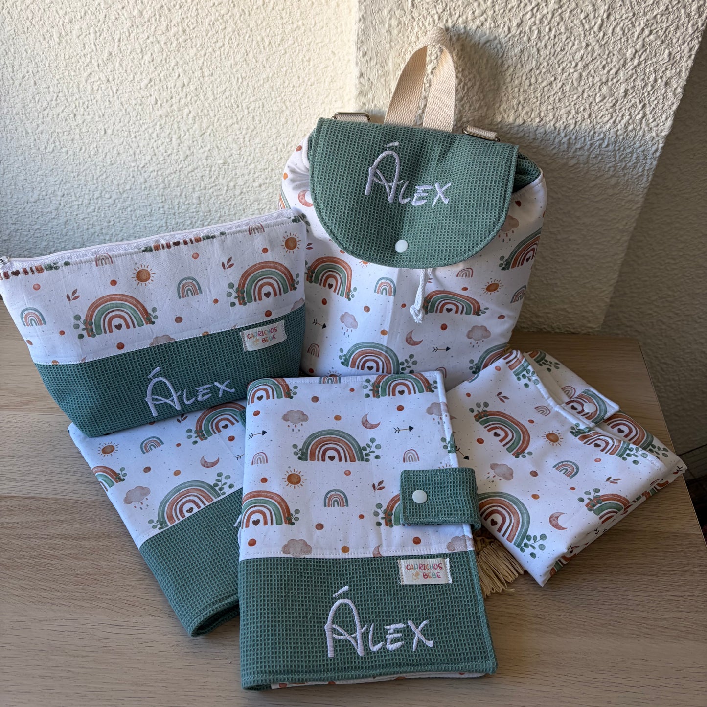 Canastilla Básic + Mochila Personalizada