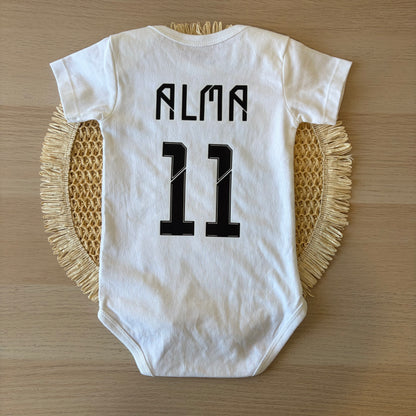 Body bebé Real Madrid personalizado con nombre