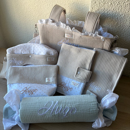 Bolso Grande, Neceser Pañalera, Portadocumentos, Cambiador, Neceser Grande y Cojin Antivuelco Personalizado