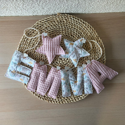 Guirnalda personalizada para habitación de bebé